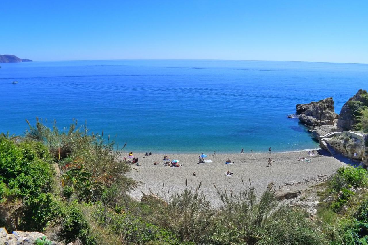 R838 Capistrano Playa 213 Lägenhet Nerja Exteriör bild