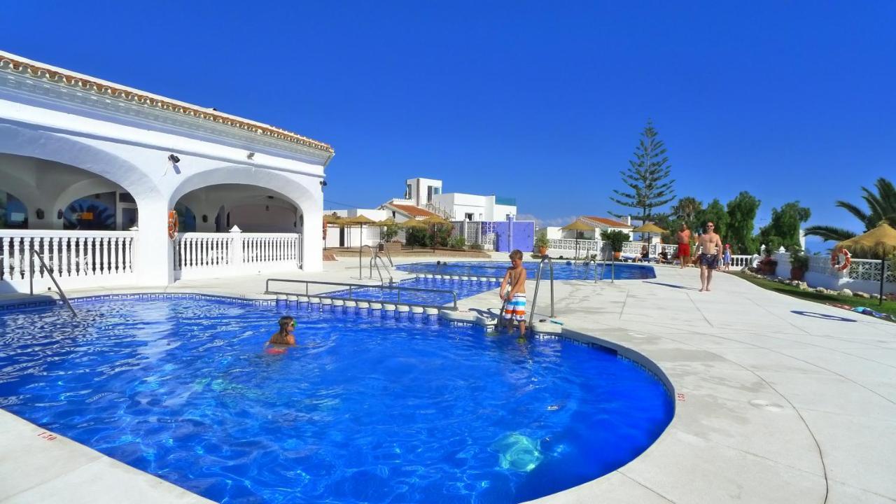 R838 Capistrano Playa 213 Lägenhet Nerja Exteriör bild